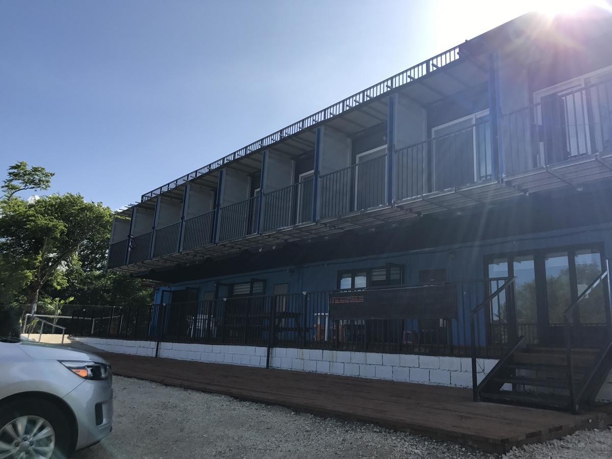 Tinian Oceanview Hotel Екстериор снимка